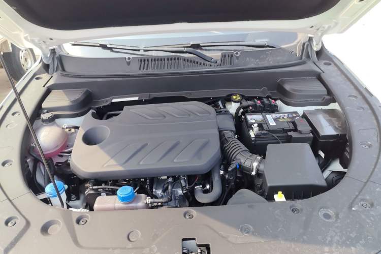 Used CHANGAN X5 PLUS 2026 Model, Second Generation, 1.5T High-Energy PRO Engine Bay
