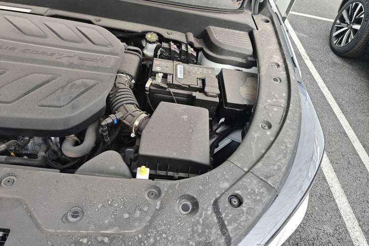 Used CHANGAN X5 PLUS 2026 Model, Second Generation, 1.5T Pioneer PRO Engine Bay Left