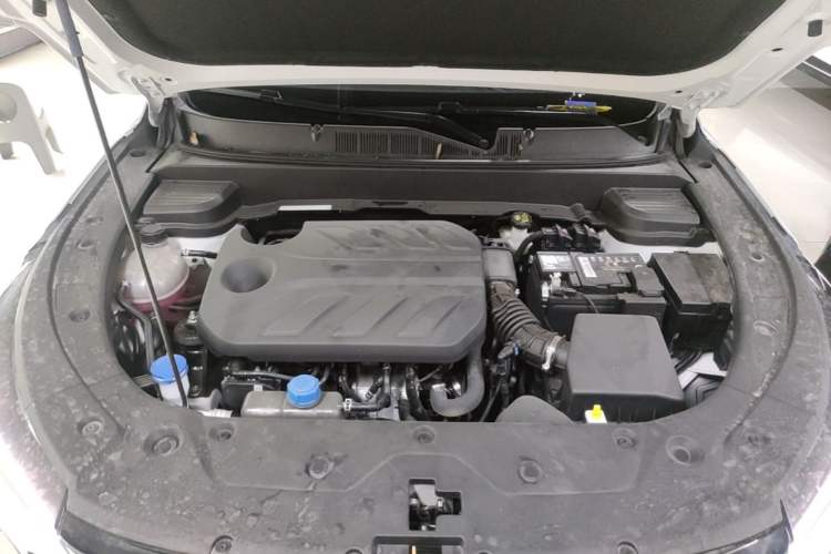 Used CHANGAN X5 PLUS 2026 Model, Second Generation, 1.5T High-Energy PRO Engine Bay