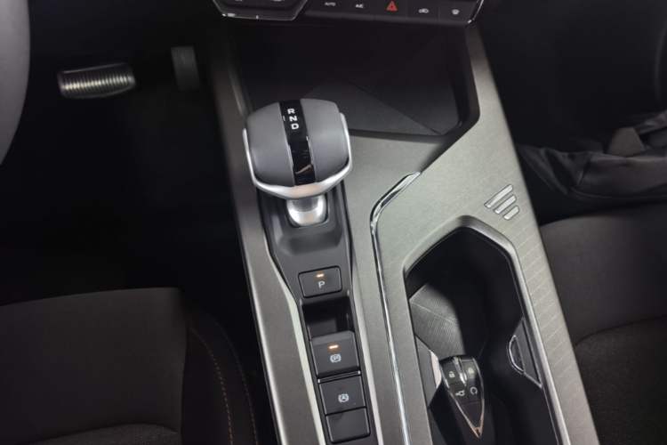 Used CHANGAN X5 PLUS 2026 Model, Second Generation, 1.5T High-Energy PRO Gear Lever