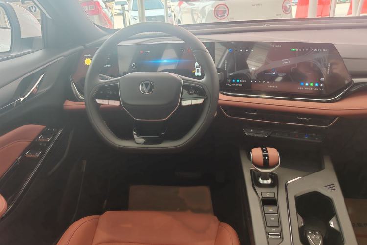 Used CHANGAN X5 PLUS 2026 Model, Second Generation, 1.5T Transcendence PRO Interior 3