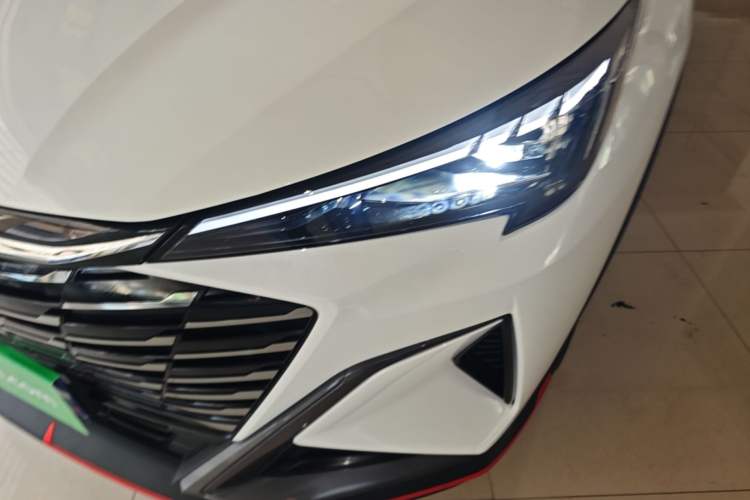 Used CHANGAN X5 PLUS 2026 Model, Second Generation, 1.5T Transcendence PRO Left Front Headlight
