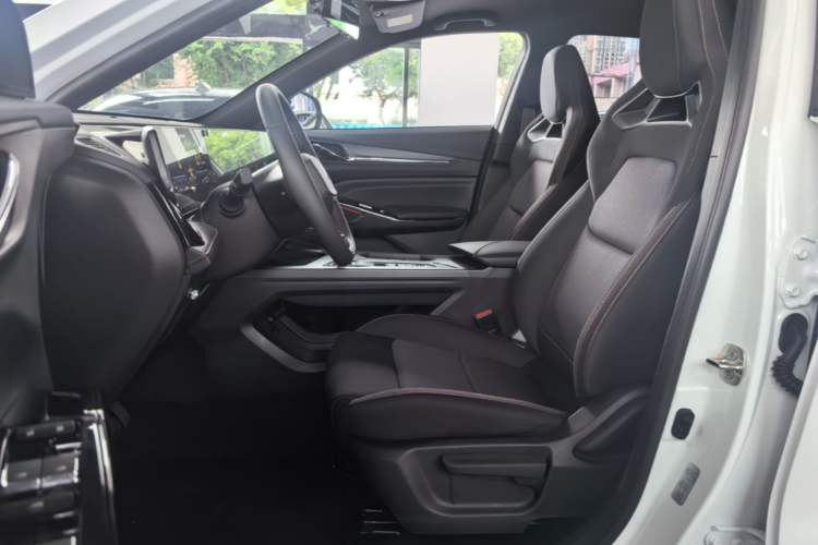 Used CHANGAN X5 PLUS 2026 Model, Second Generation, 1.5T High-Energy PRO Left Front Seat