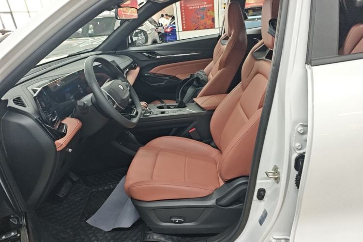 Used CHANGAN X5 PLUS 2026 Model, Second Generation, 1.5T Transcendence PRO Left Front Seat