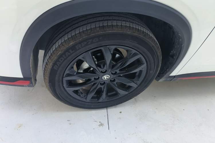 Used CHANGAN X5 PLUS 2026 Model, Second Generation, 1.5T Excellence PRO Left Front Wheel Hub
