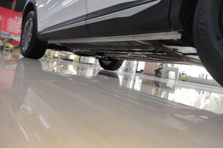 Used CHANGAN X5 PLUS 2026 Model, Second Generation, 1.5T High-Energy PRO Left Side Sill