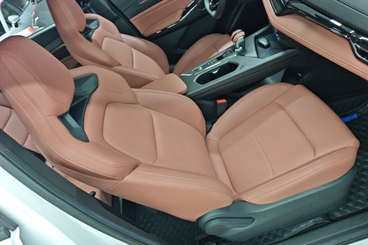 Used CHANGAN X5 PLUS 2026 Model, Second Generation, 1.5T Transcendence PRO Right Front Seat