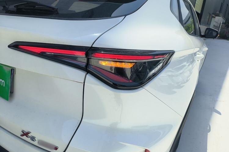 Used CHANGAN X5 PLUS 2026 Model, Second Generation, 1.5T Excellence PRO Right Rear Taillight