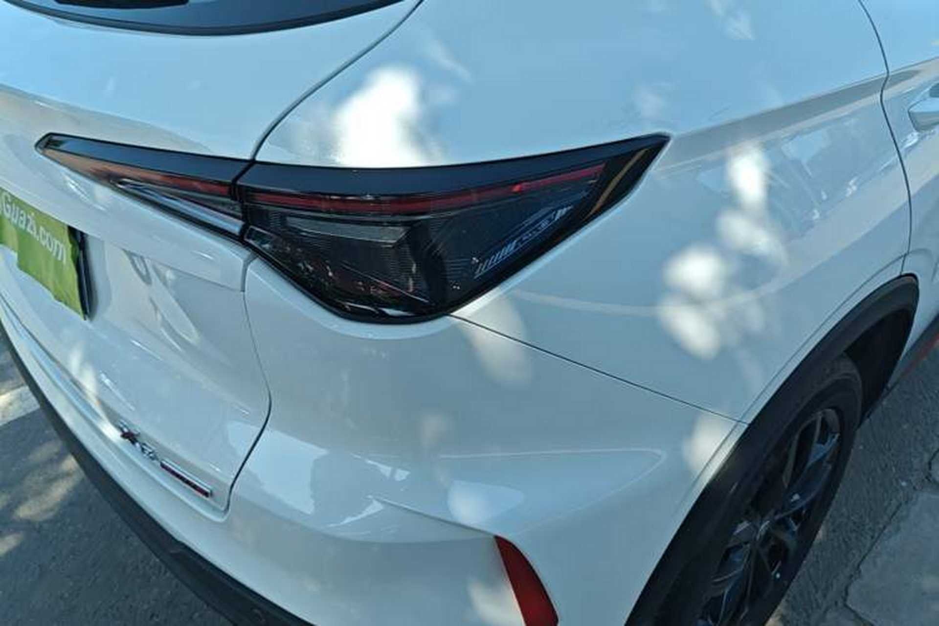 Used CHANGAN X5 PLUS 2026 Model, Second Generation, 1.5T Transcendence PRO Right Rear Taillight