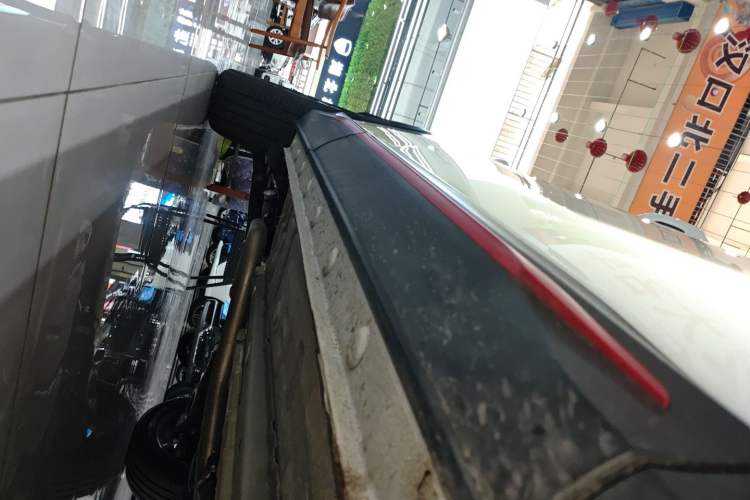 Used CHANGAN X5 PLUS 2026 Model, Second Generation, 1.5T Transcendence PRO Right Side Sill