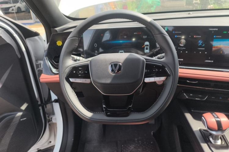 Used CHANGAN X5 PLUS 2026 Model, Second Generation, 1.5T Excellence PRO Steering Wheel