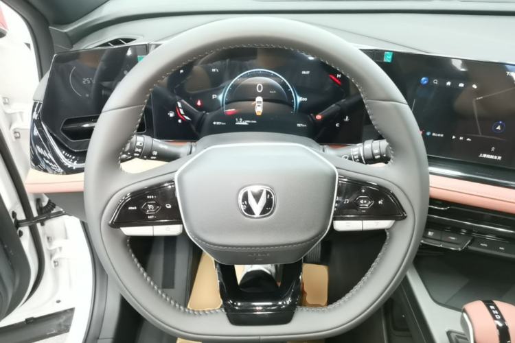Used CHANGAN X5 PLUS 2026 Model, Second Generation, 1.5T Pioneer PRO Steering Wheel