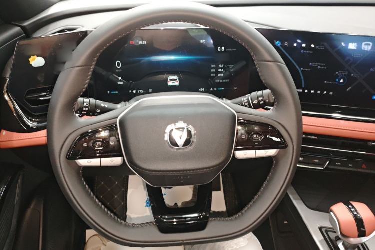 Used CHANGAN X5 PLUS 2026 Model, Second Generation, 1.5T Transcendence PRO Steering Wheel