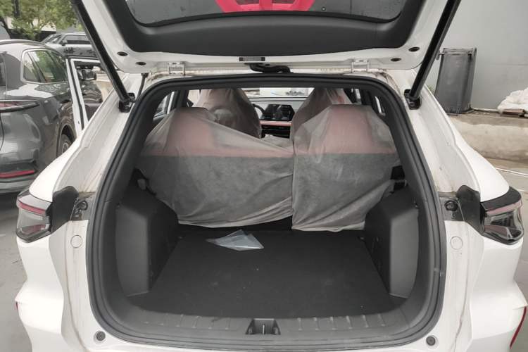 Used CHANGAN X5 PLUS 2026 Model, Second Generation, 1.5T Excellence PRO Trunk