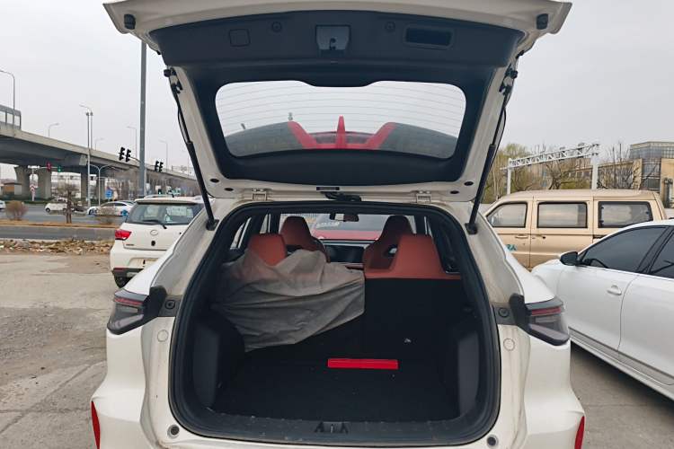Used CHANGAN X5 PLUS 2026 Model, Second Generation, 1.5T Transcendence PRO Trunk