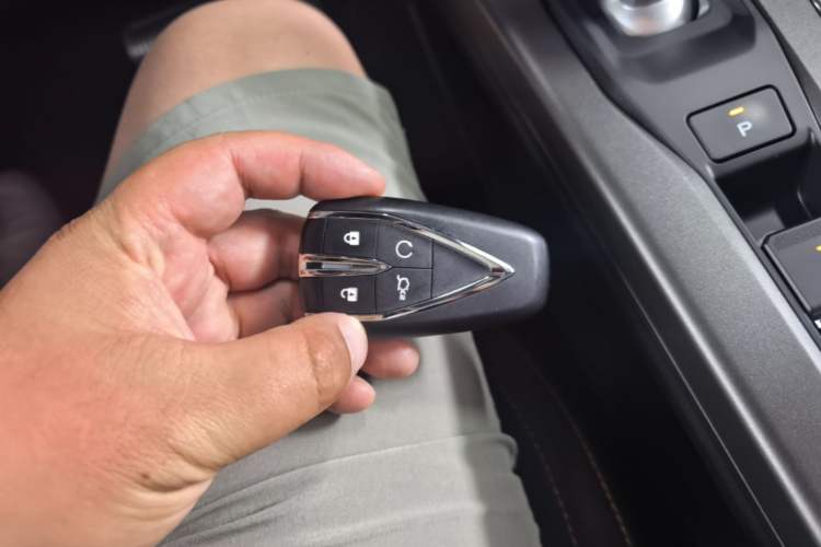 Used CHANGAN X5 PLUS 2026 Model, Second Generation, 1.5T High-Energy PRO Vehicle Key