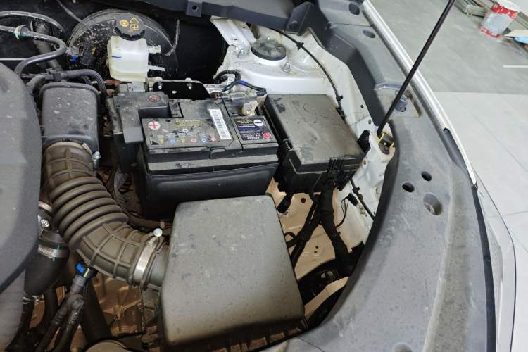 Used CHANGAN X7 PLUS 2024 1.5T Automatic Luxury 7-Seater Engine Bay Left