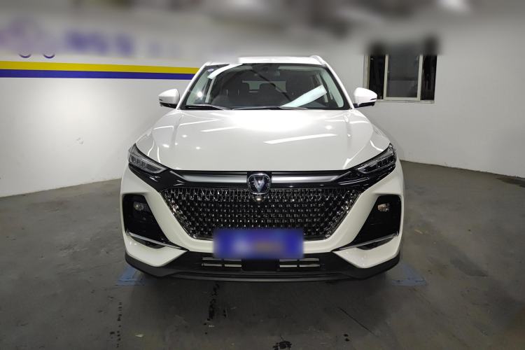 Used CHANGAN X7 PLUS 2024 1.5T Automatic Luxury 7-Seater Front