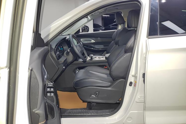 Used CHANGAN X7 PLUS 2024 1.5T Automatic Luxury 7-Seater Left Front Seat