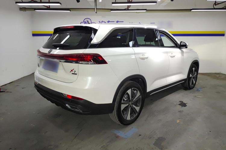 Used CHANGAN X7 PLUS 2024 1.5T Automatic Luxury 7-Seater Rear Right 45 Deg
