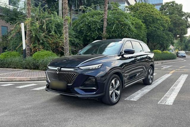 Used CHANGAN X7 PLUS 2024 1.5T Automatic Prestige 7-Seater
