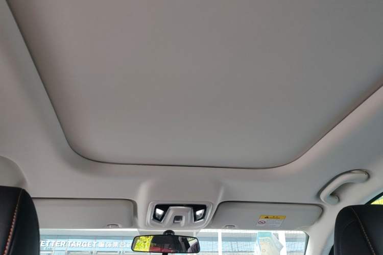 Used CHANGAN X7 PLUS 2024 1.5T Automatic Luxury Edition 5 Seats Headliner