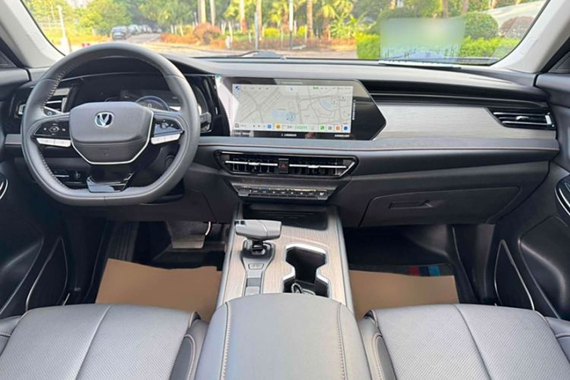 Used CHANGAN X7 PLUS 2024 1.5T Automatic Prestige 7-Seater Interior 11