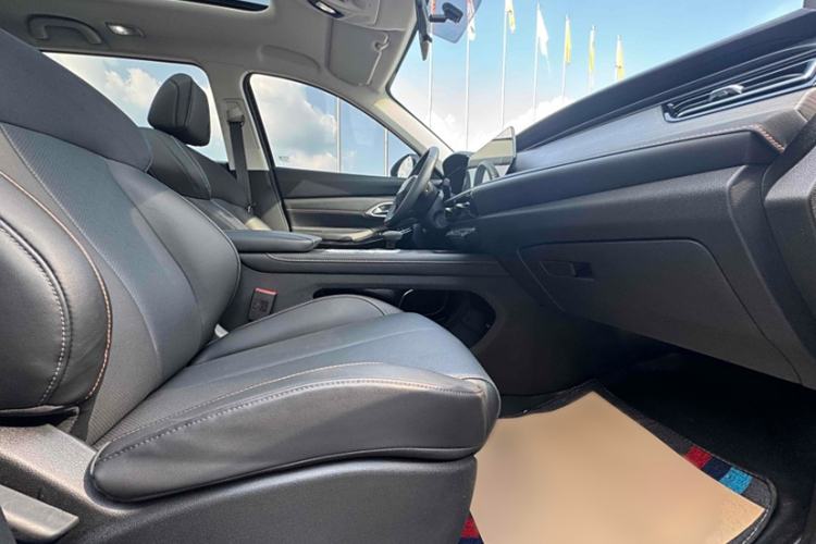Used CHANGAN X7 PLUS 2024 1.5T Automatic Prestige 7-Seater Interior 9
