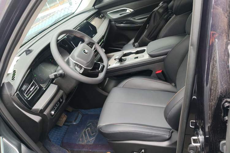 Used CHANGAN X7 PLUS 2024 1.5T Automatic Luxury Edition 5 Seats Left Front Seat