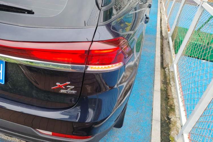 Used CHANGAN X7 PLUS 2024 1.5T Automatic Luxury Edition 5 Seats Right Rear Taillight