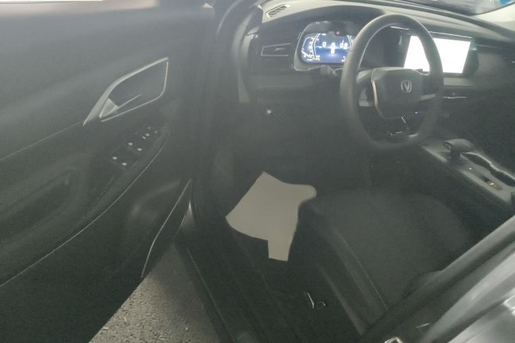 Used CHANGAN X7 PLUS 2024 1.5T Automatic Luxury 7-Seater Driver Seat