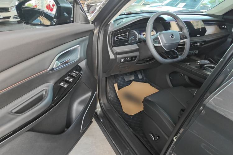 Used CHANGAN X7 PLUS 2024 1.5T Automatic Smart Enjoyment 5-Seater Driver Seat