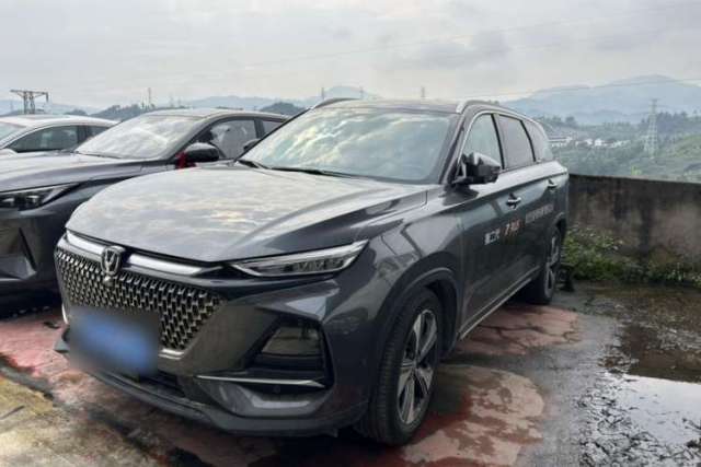 Used CHANGAN X7 PLUS 2024 1.5T Automatic Luxury 7-Seater