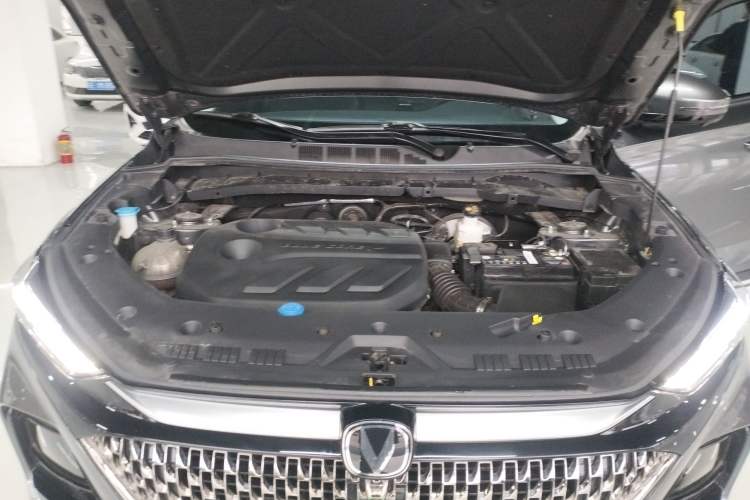 Used CHANGAN X7 PLUS 2024 1.5T Automatic Prestige 7-Seater Engine Bay