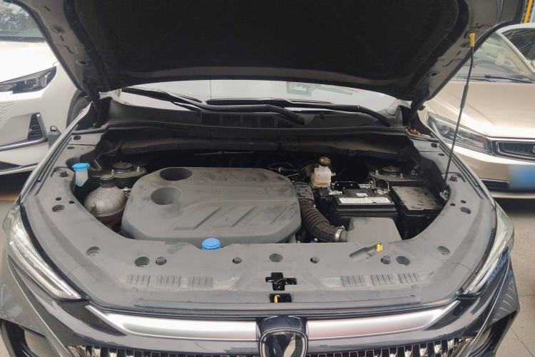 Used CHANGAN X7 PLUS 2024 1.5T Automatic Luxury 7-Seater Engine Bay