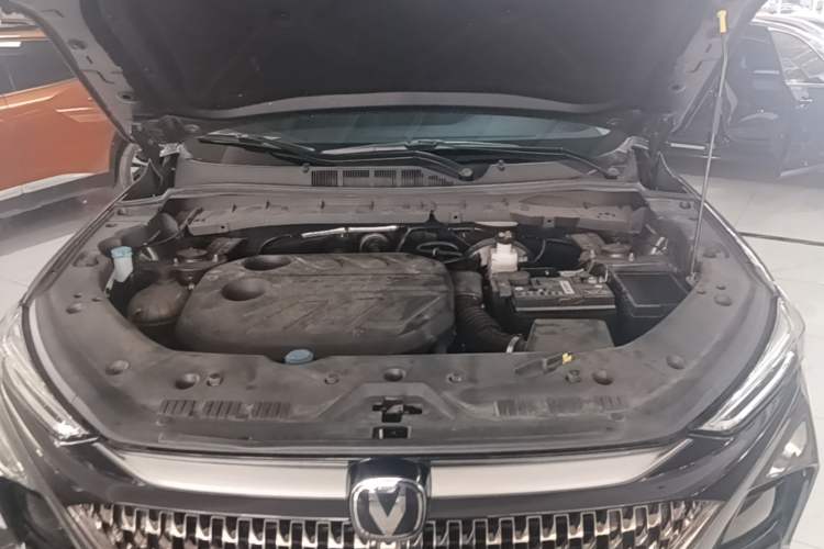 Used CHANGAN X7 PLUS 2024 1.5T Automatic Prestige 7-Seater Engine Bay