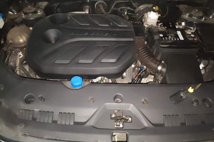 Used CHANGAN X7 PLUS 2024 1.5T Automatic Prestige 7-Seater Engine Bay