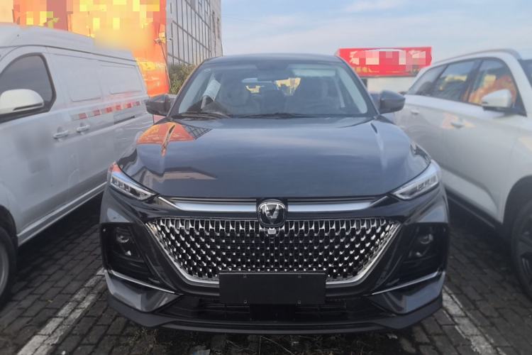 Used CHANGAN X7 PLUS 2024 1.5T Automatic Prestige 7-Seater Exterior 1