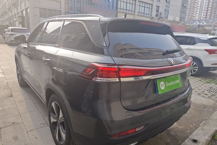 Used CHANGAN X7 PLUS 2024 1.5T Automatic Prestige 7-Seater Exterior 2