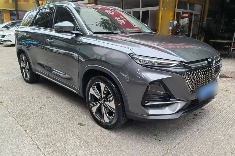 Used CHANGAN X7 PLUS 2024 1.5T Automatic Luxury 7-Seater Exterior 2