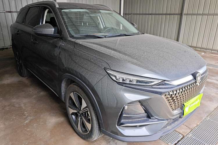Used CHANGAN X7 PLUS 2024 1.5T Automatic Luxury 7-Seater Exterior 2