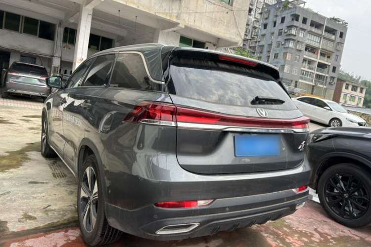 Used CHANGAN X7 PLUS 2024 1.5T Automatic Luxury 7-Seater Exterior 3