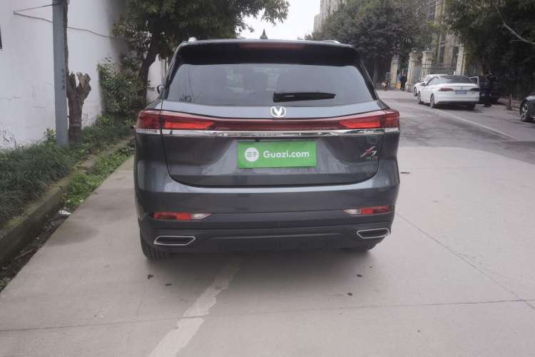 Used CHANGAN X7 PLUS 2024 1.5T Automatic Luxury 7-Seater Exterior 4