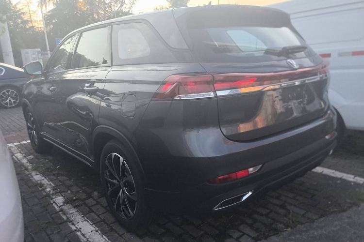 Used CHANGAN X7 PLUS 2024 1.5T Automatic Prestige 7-Seater Exterior 5