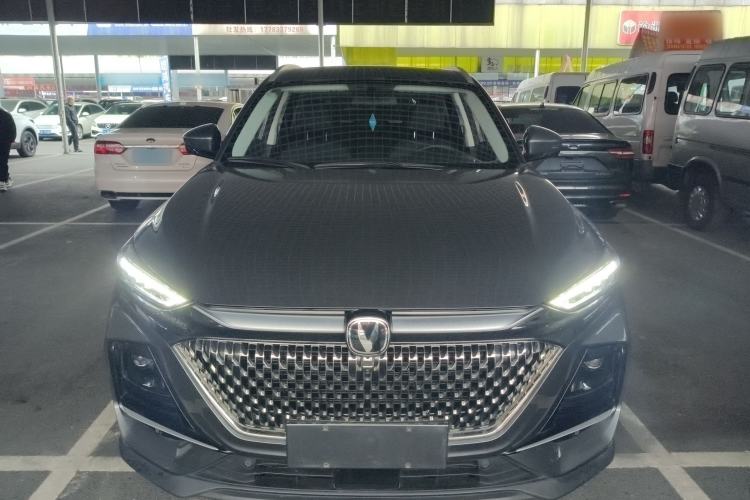 Used CHANGAN X7 PLUS 2024 1.5T Automatic Luxury 7-Seater Front