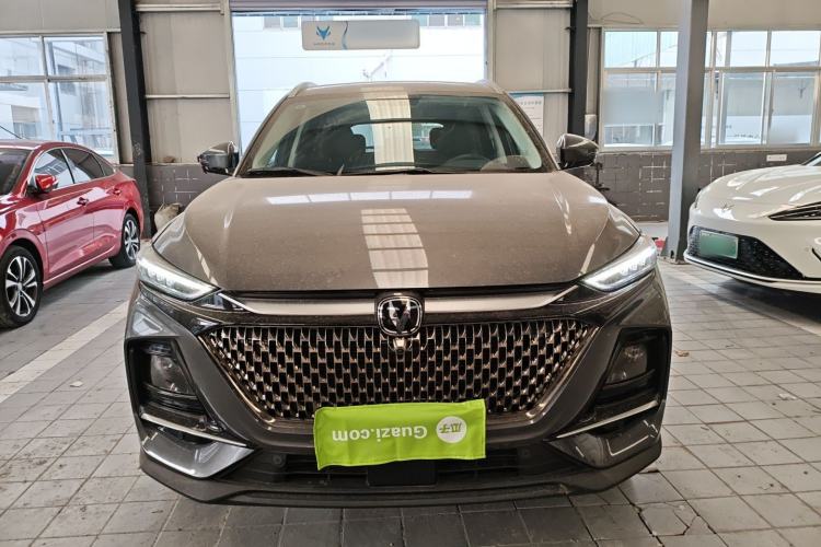 Used CHANGAN X7 PLUS 2024 1.5T Automatic Luxury 7-Seater Front