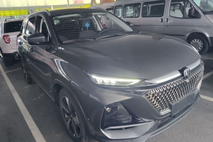 Used CHANGAN X7 PLUS 2024 1.5T Automatic Luxury 7-Seater Front Right 45 Deg
