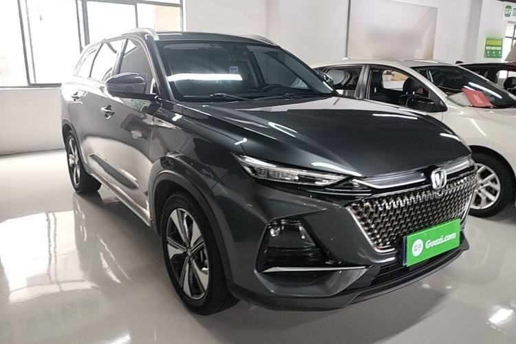 Used CHANGAN X7 PLUS 2024 1.5T Automatic Prestige 7-Seater Front Right 45 Deg