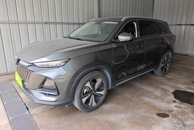 Used CHANGAN X7 PLUS 2024 1.5T Automatic Luxury 7-Seater