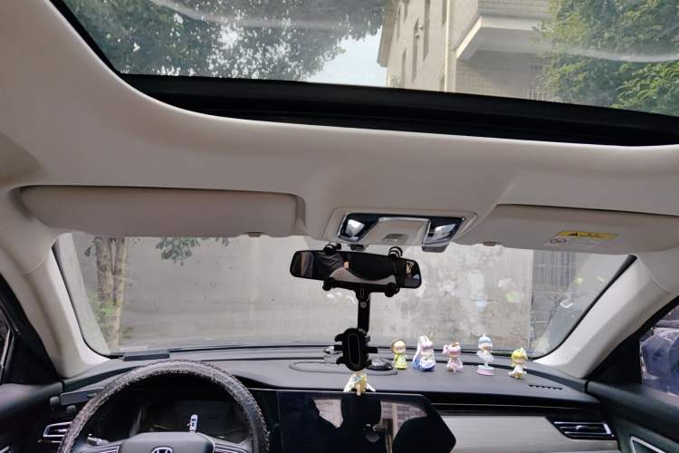 Used CHANGAN X7 PLUS 2024 1.5T Automatic Prestige 7-Seater Headliner